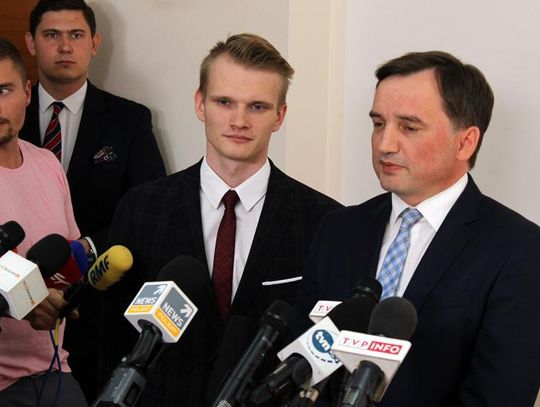 Minister Ziobro poparł Cezarego Kempę