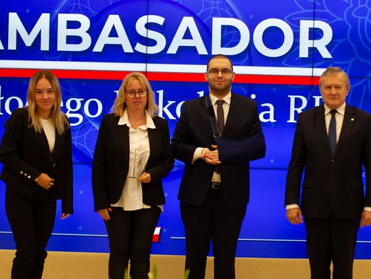 Młodzieżowa Rada Miasta Oleśnicy wyróżniona w ogólnopolskim konkursie „Ambasador Młodego Pokolenia RP”