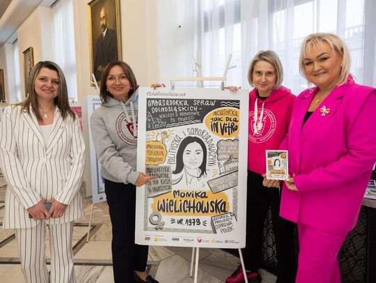 Monika Wielichowska wchodzi do walki o fotel szefowej dolnośląskiej KO