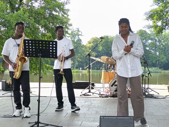 Muzyczny koncert nad stawami