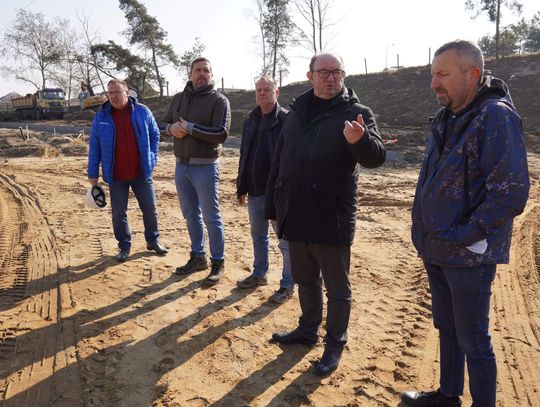 Na budowie Parku Południowego w Oleśnicy 
