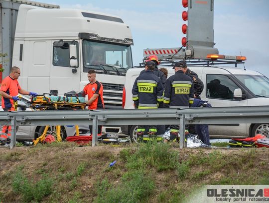 Na S8 chciał się rzucić pod samochód