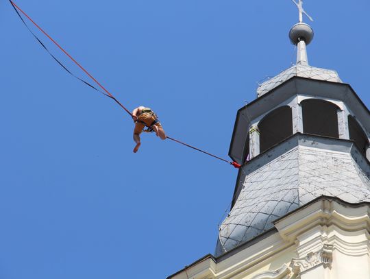 Nad Oleśnicą już spacerują