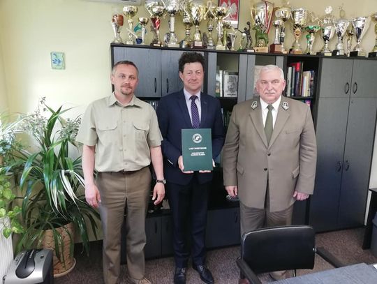 Nadleśnictwo Oleśnica jesienią w nowej siedzibie  
