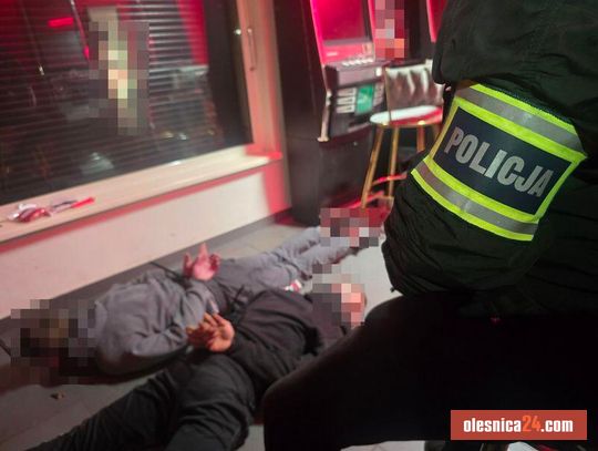 Nalot służb w Sycowie i Bierutowie. Zlikwidowano nielegalne salony hazardowe (ZDJĘCIA, WIDEO) Nalot służb w Sycowie i Bierutowie. Zlikwidowano nielegalne salony hazardowe (ZDJĘCIA, WIDEO)