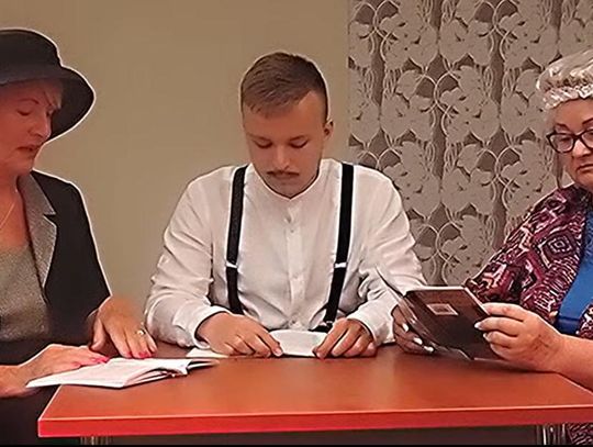 Narodowe Czytanie, czyli "Moralność pani Dulskiej" w Oleśnickiej Bibliotece Publicznej (WIDEO)