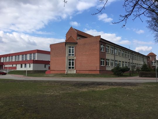 NASZ NEWS: Szkoła Podstawowa w Bierutowie w części przechodzi na nauczanie zdalne [AKTUALIZACJA]