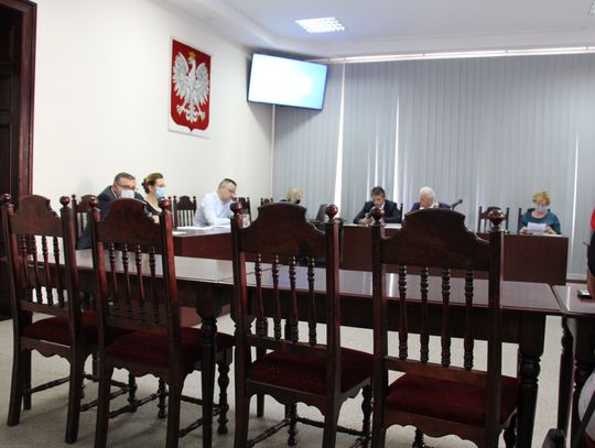 NASZ NEWS: Większość radnych nie przyszła na sesję Rady Gminy Oleśnica!