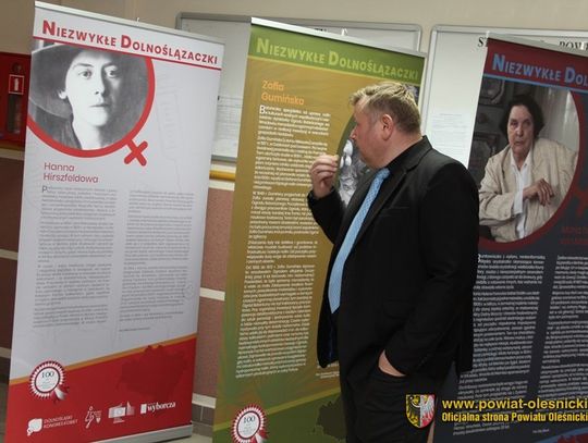 Niezwykłe Dolnoślązaczaki na wystawie w Starostwie