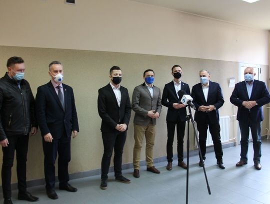 Nowe otwarcie Platformy w Oleśnicy: z Piotrem Pawłowskim i wiarą w Jana Bronsia 
