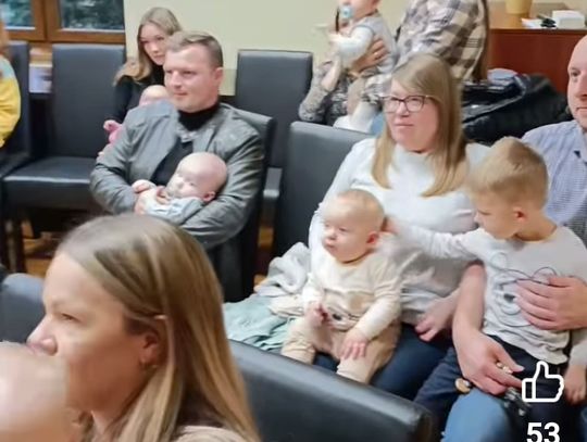 Nowi mieszkańcy Dobroszyc powitani (ROLKA)