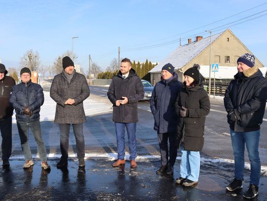 Nowy chodnik w gminie Dobroszyce i inne inwestycje