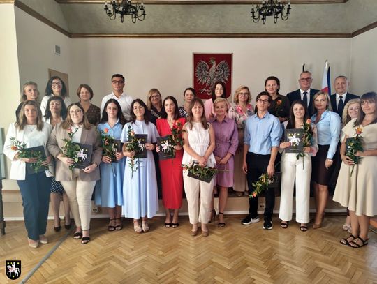 Nowy etap zawodowy sycowskich nauczycieli – uroczyste wręczenie aktów mianowania
