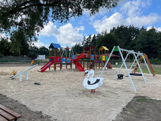 Nowy plac zabaw w Ose już gotowy. Inwestycję sfinansowano z budżetu obywatelskiego