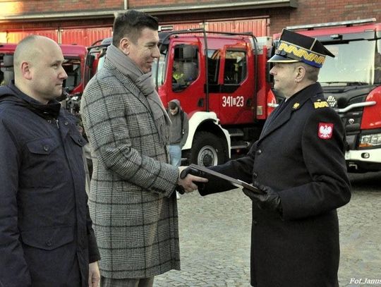 Nowy samochód dla strażków z Sycowa