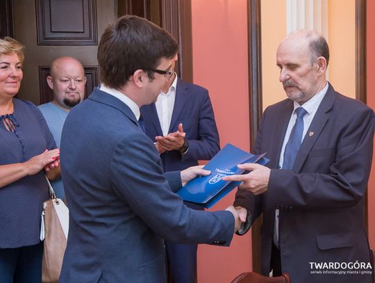 Odchodzącego na emeryturę Alojzego Kuliga żegnali samorządowcy
