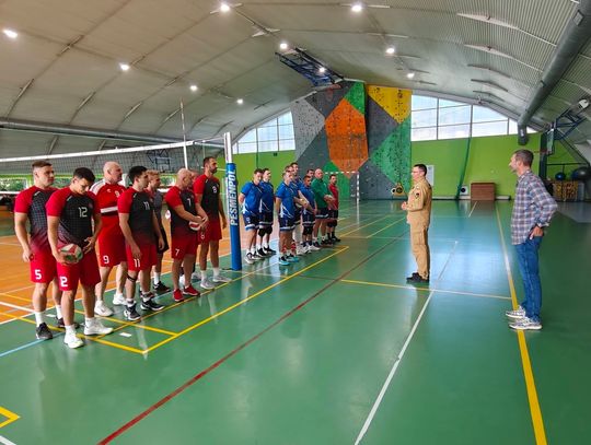 Ogień na parkiecie w Sycowie! Zacięta walka strażaków o awans do Mistrzostw Województwa