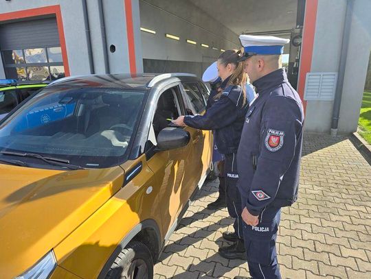 Oleśniccy policjanci rozpoczęli akcję „Twoje światła – Nasze bezpieczeństwo”
