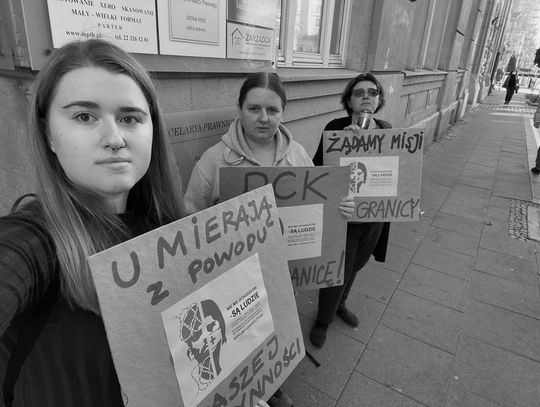 Oleśnicka aktywistka o strajku okupacyjnym w PCK i sytuacji na granicy z Białorusią
