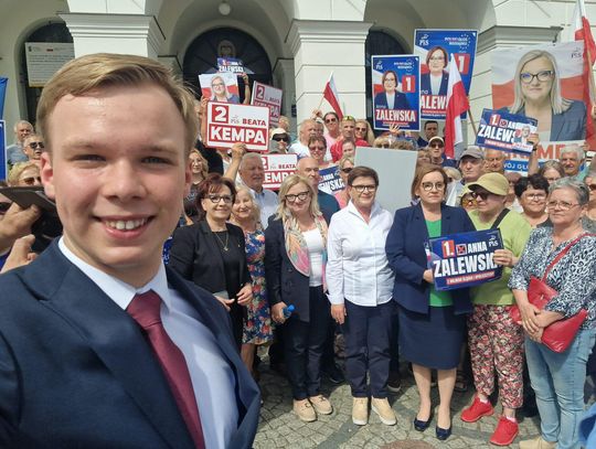 Oleśnicki radny w trasie z politykami PiS