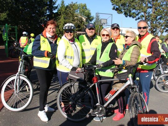 Oleśnicki Rajd Rowerowy - pedałuje  dwustu cyklistów