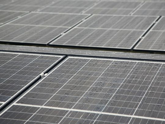 Ostro protestują przeciw gigantycznej elektrowni fotowoltaicznej w Sycowie Ostro protestują przeciw gigantycznej elektrowni fotowoltaicznej w Sycowie
