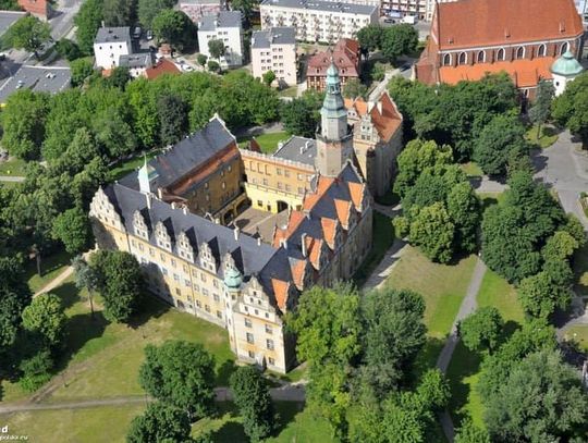 Park zamkowy w Oleśnicy wpisany do rejestru zabytków