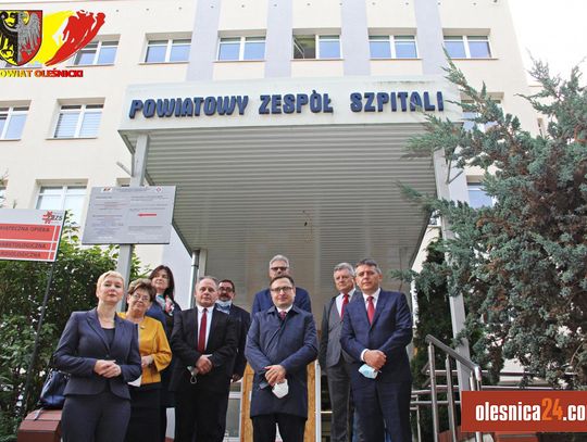 PILNE! Gość Zarządu Powiatu ma koronawirusa. Członkowie Zarządu będą mieli testy [AKTUALIZACJA]
