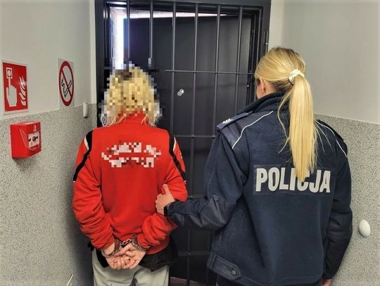 Piły, pokłóciły się, a potem jedna zadzwoniła na policję 