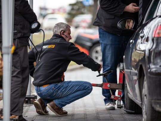 PitStop w Oleśnicy: za darmo sprawdzą stan techniczny samochodów