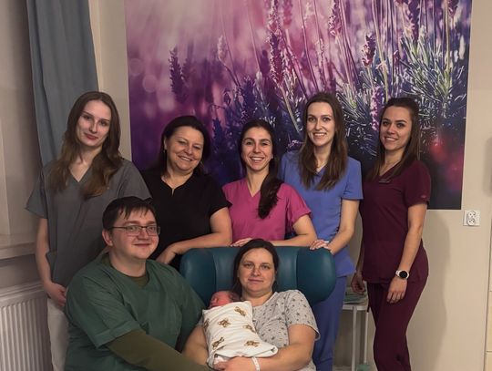 Po dwóch cesarkach urodziła naturalnie! Personel szpitala w Oleśnicy nie kryje dumy Po dwóch cesarkach urodziła naturalnie! Personel szpitala w Oleśnicy nie kryje dumy