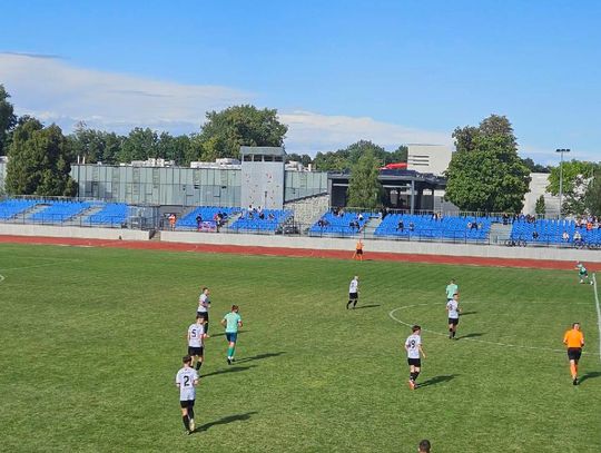 Pogoń Oleśnica gra z Czarnymi Jelcz Laskowice