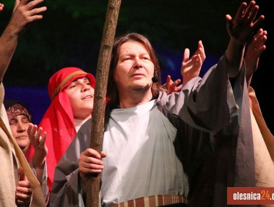 Ponad 80 osób na scenie, łzy na widowni. Przeżyli Misterium Męki Pańskiej jak nigdy dotąd”