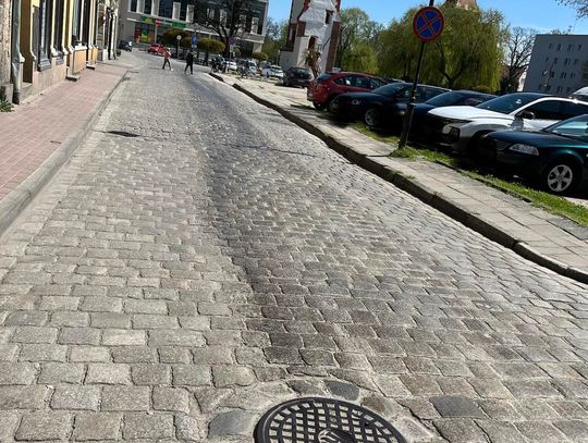 Ponad kilometr śliskiej nawierzchni