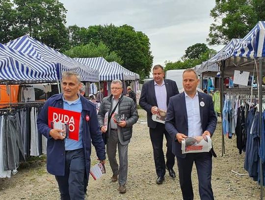 Poseł Hreniak zachęcał w Sycowie i Twardogórze do głosowania na Dudę