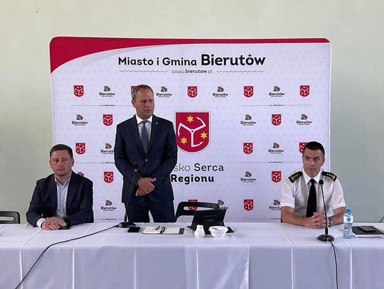 Poseł na spotkaniu ze strażakami - ochotnikami z powiatu oleśnickiego