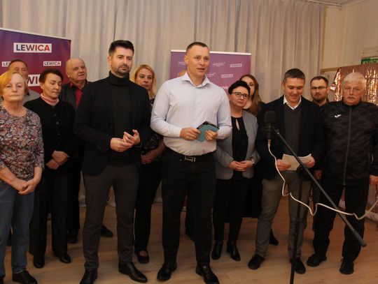 Poseł Śmiszek krytykuje rząd PiS, przewodniczący Karaś burmistrza Oleśnicy 