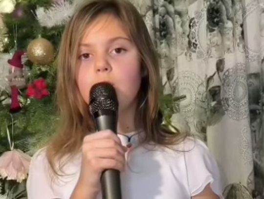 Posłuchaj, jak świąteczne piosenki śpiewają młodzi oleśniczanie