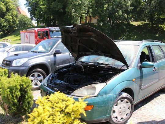 Pożar auta w Oleśnicy