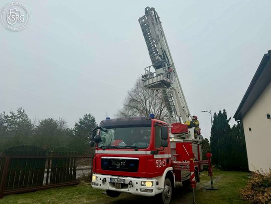 Pożar sadzy w kominie w Twardogórze. Strażacy znów interweniowali