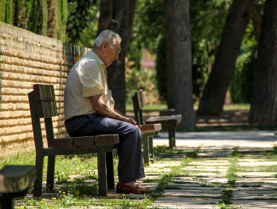 Praca opiekunki w Niemczech a kontakty z rodziną