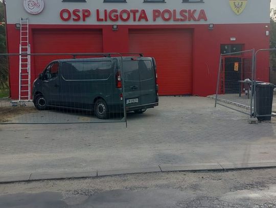 Prawie 1,3 mln zł i fotowoltaika. Remiza OSP w Ligocie Polskiej już niemal gotowa