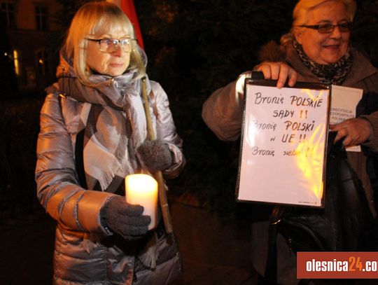 Protest pod Sądem Rejonowym w Oleśnicy