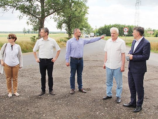 Przebudowana droga w Boguszycach. Nowy asfalt aż do skrzyżowania