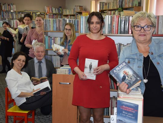 Przedstawiają się bibliotekarze z Twardogóry!