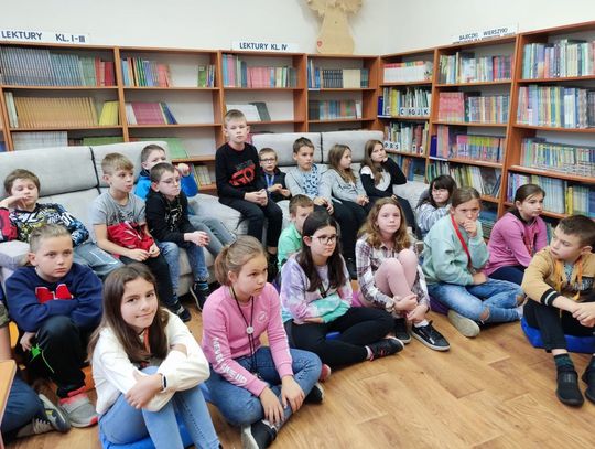 „Przerwa na czytanie”  w oleśnickiej SP7