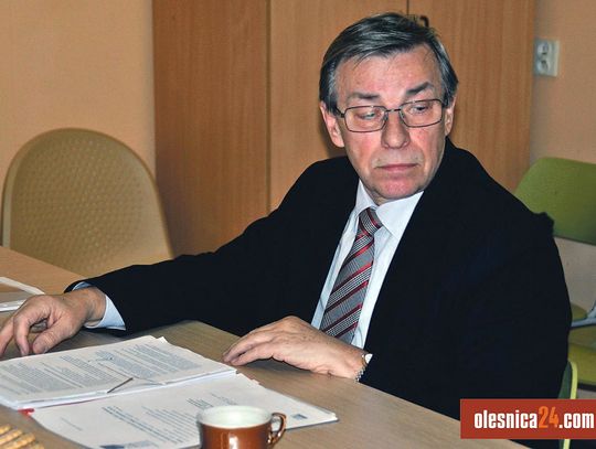 Ptak na emeryturę, Aiyegbusi na dyrektora, Brattig na radną?