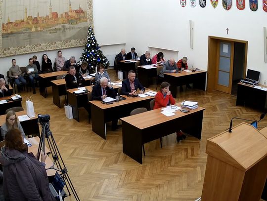 Radni przyjęli budżet powiatu oleśnickiego na 2023 rok