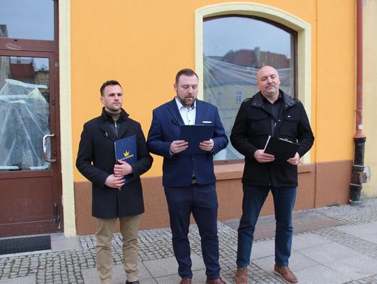 Radny Konfederacji ostro krytykuje burmistrza Oleśnicy Radny Konfederacji ostro krytykuje burmistrza Oleśnicy