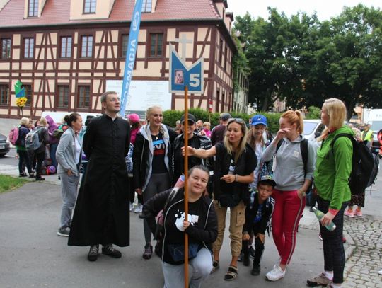 Rano wyszła na pielgrzymkę grupa z Oleśnicy